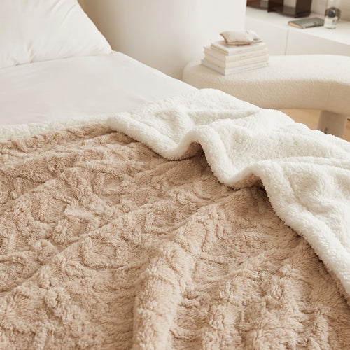 Sulainu Living | Double-Sided Fleece Blanket – Embossed Trellis Design
