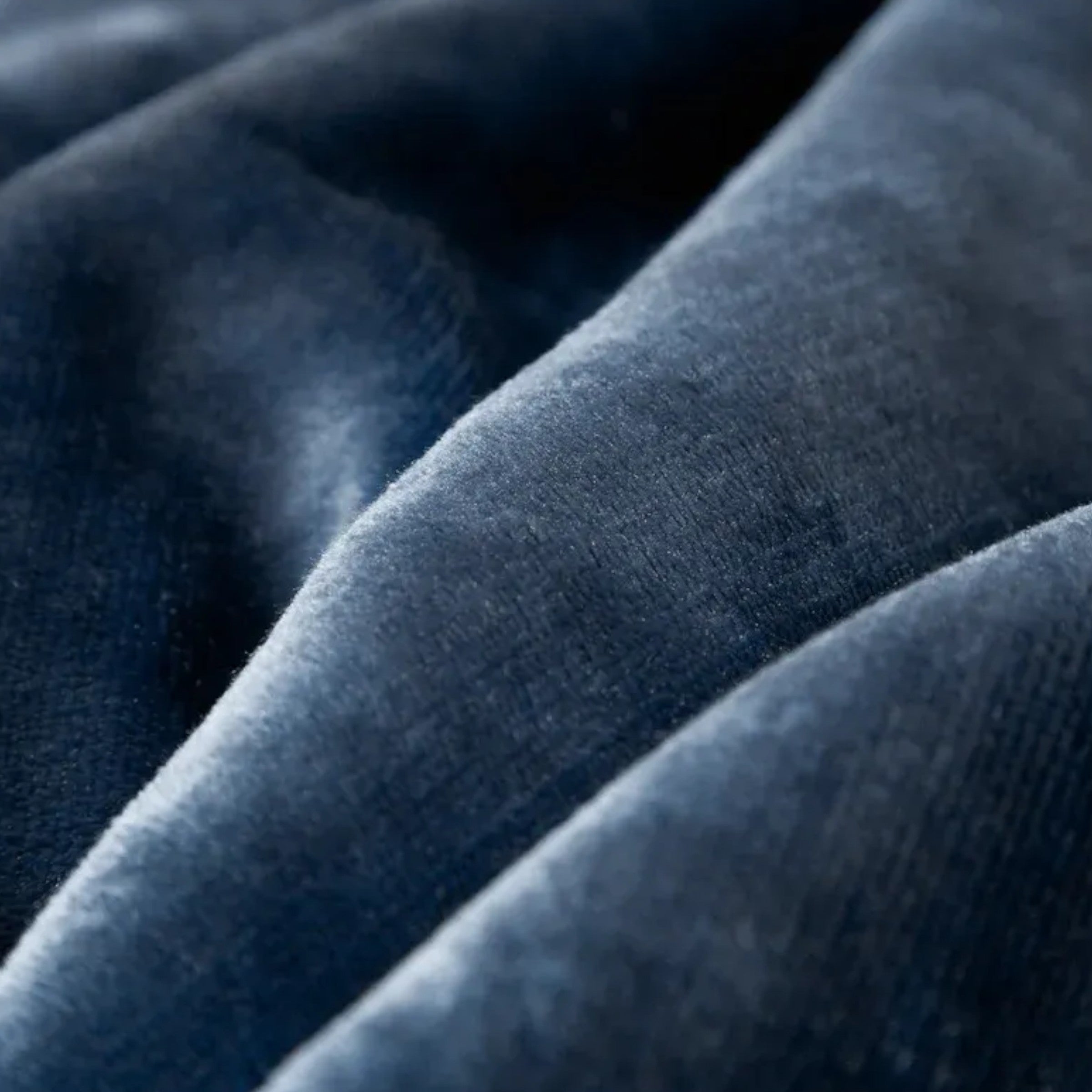 Sulainu Living | Weighted Fleece Blanket – Sherpa Soft Comfort