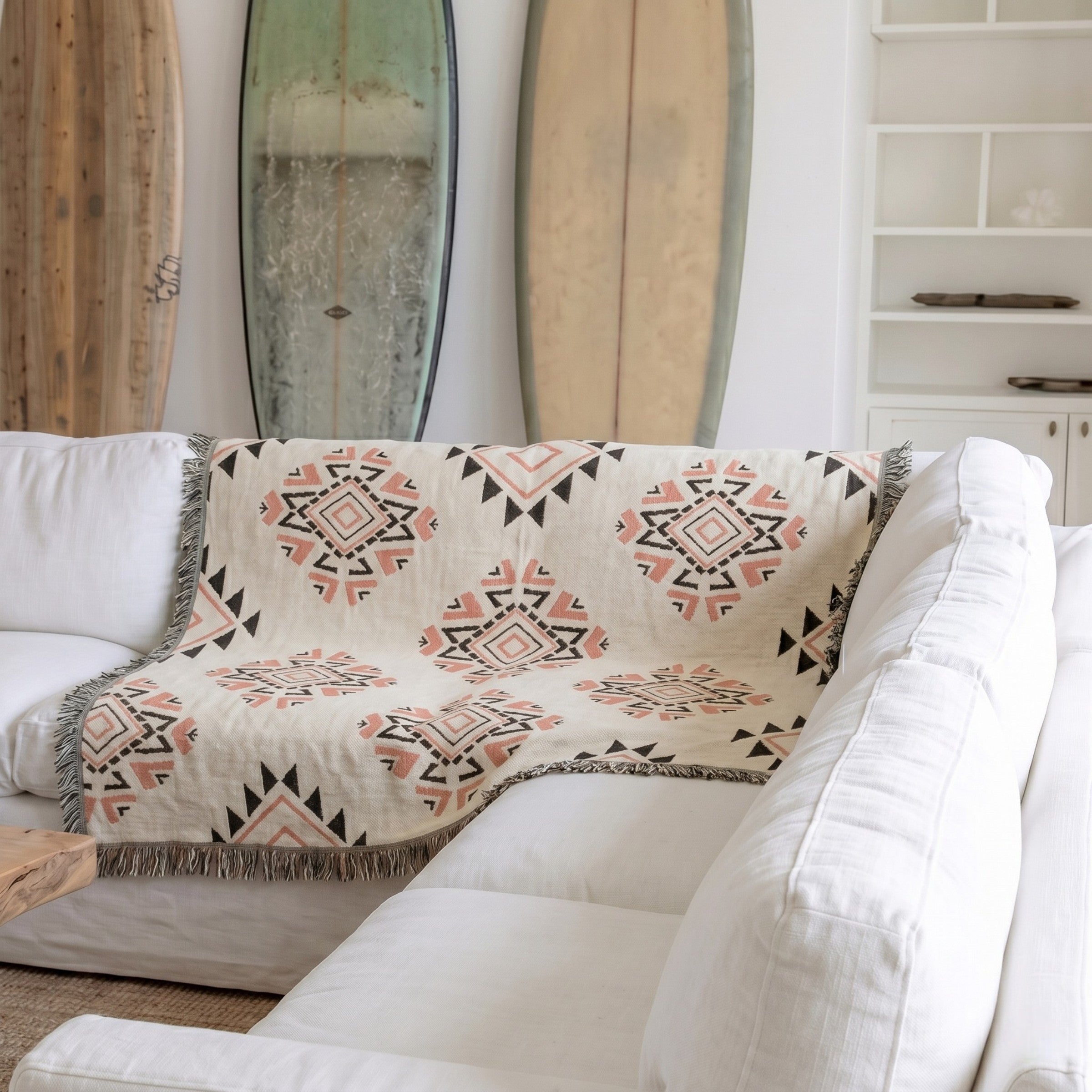 Sulainu Living | Knitted Plaid Blanket – Nordic Tribal Design